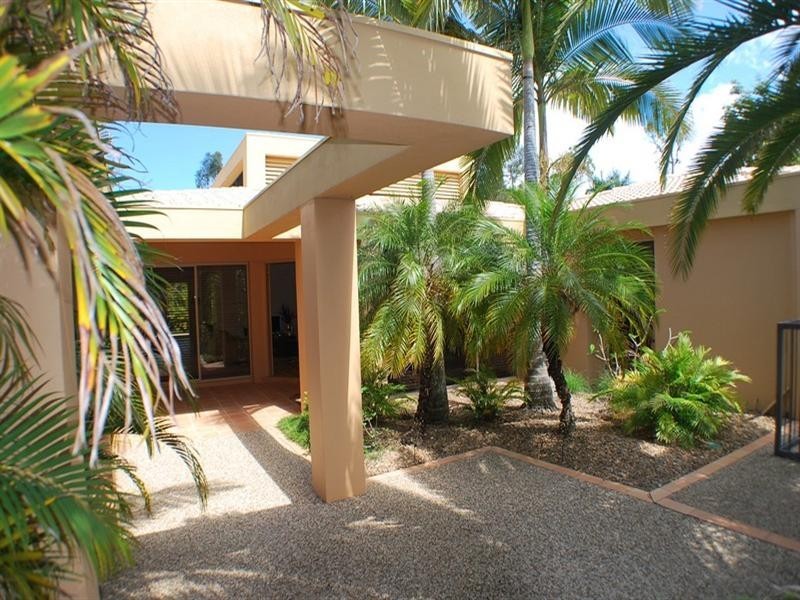 48 Fitzalan Circuit, Arundel QLD 4214