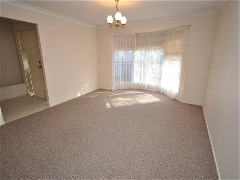 8 Mansfield Court, Parkwood QLD 4214