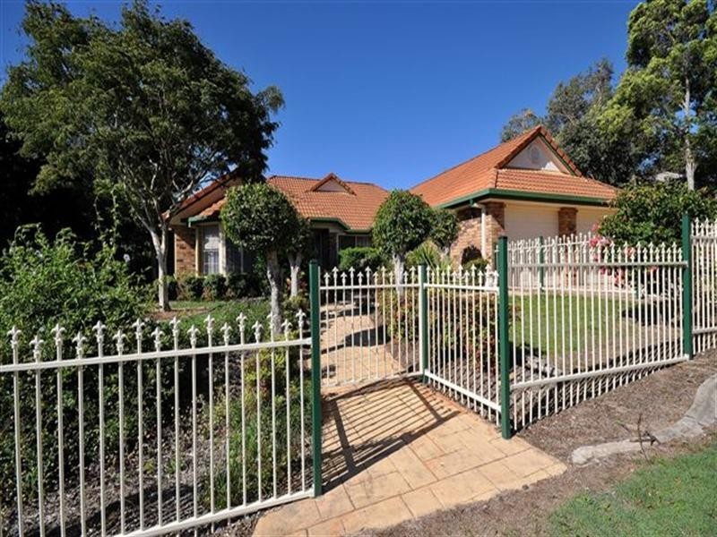 8 Mansfield Court, Parkwood QLD 4214