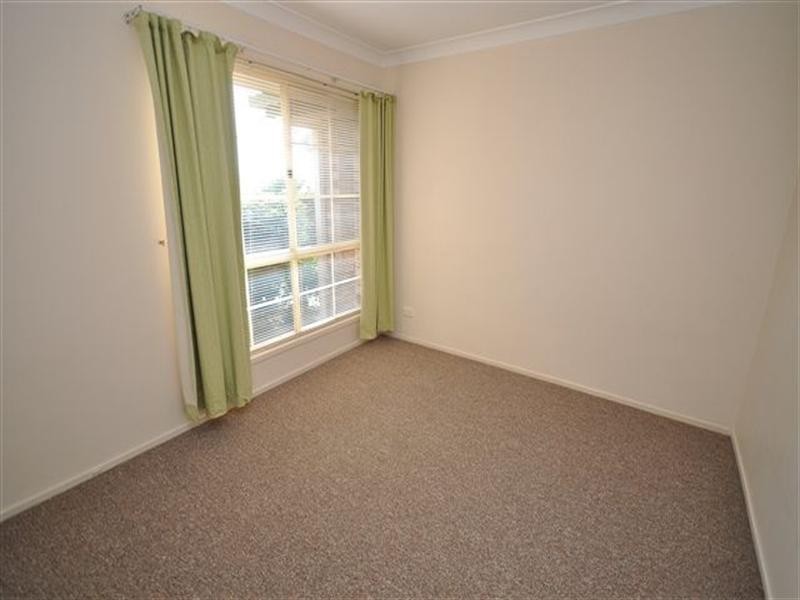 8 Mansfield Court, Parkwood QLD 4214