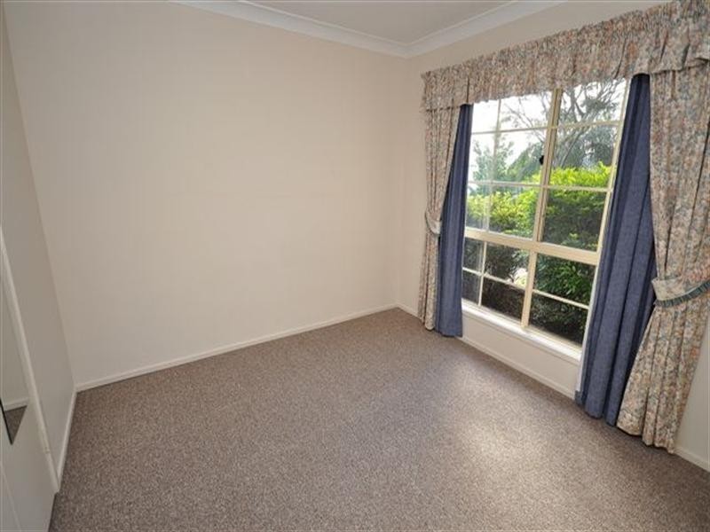 8 Mansfield Court, Parkwood QLD 4214