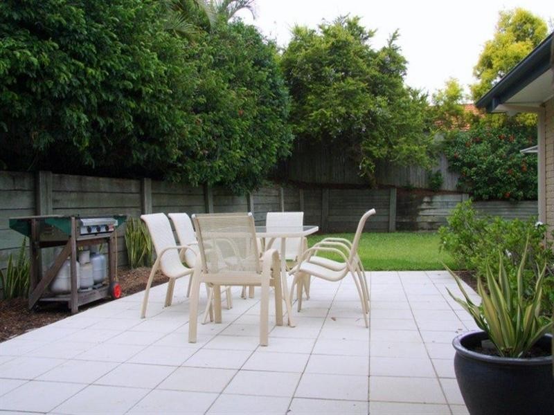 6 Lakewood Court, Parkwood QLD 4214