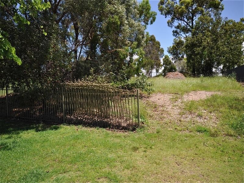 31 Canada Place, Arundel QLD 4214