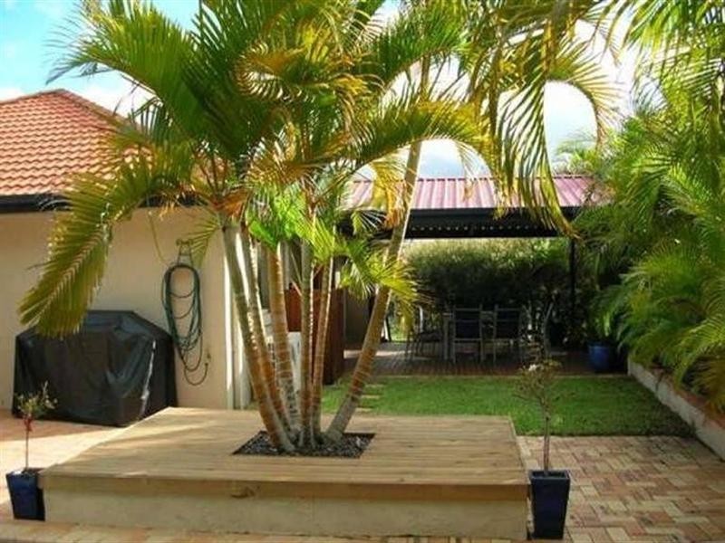 23 Tee Trees Boulevard, Arundel QLD 4214