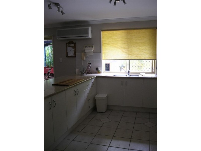 23 Tee Trees Boulevard, Arundel QLD 4214