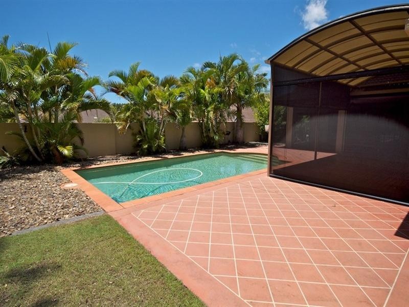 26 Petworth Court, Arundel QLD 4214