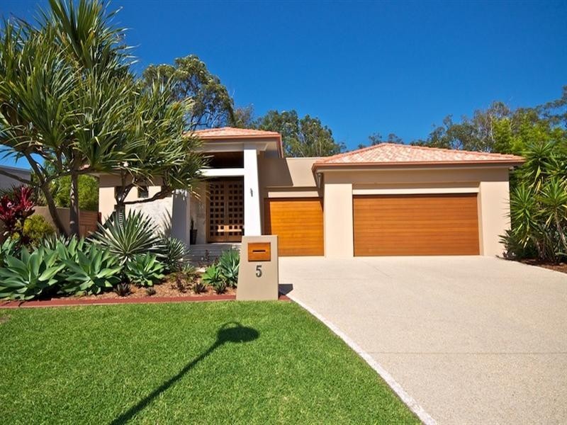 5 Wepham Court, Arundel QLD 4214