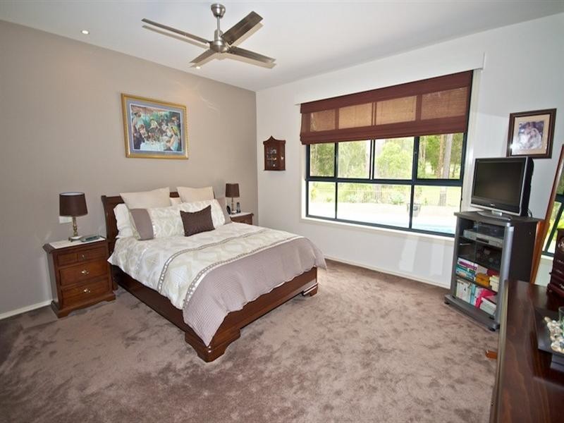 5 Wepham Court, Arundel QLD 4214