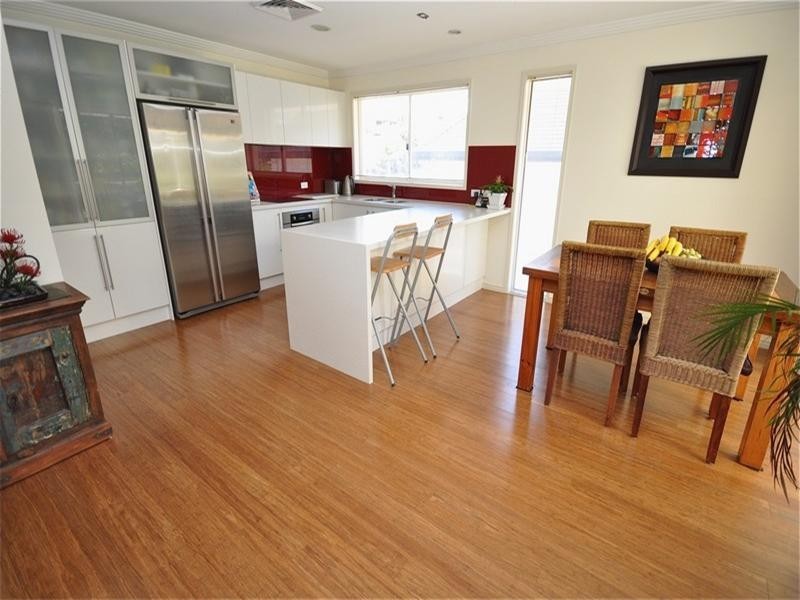 49 Chichester Drive, Arundel QLD 4214