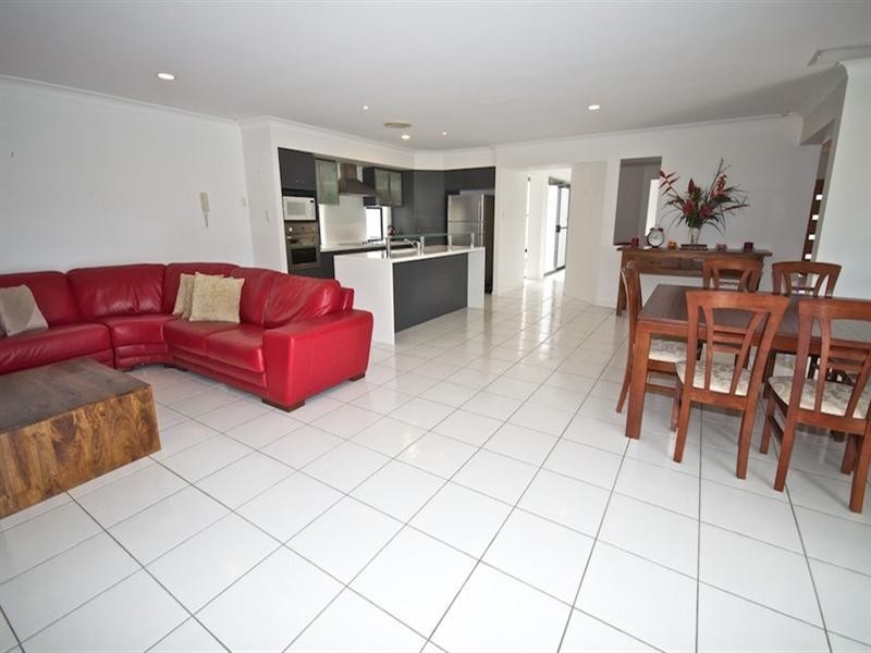 21 Regatta Avenue, Oxenford QLD 4210