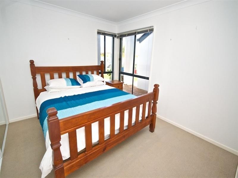 21 Regatta Avenue, Oxenford QLD 4210