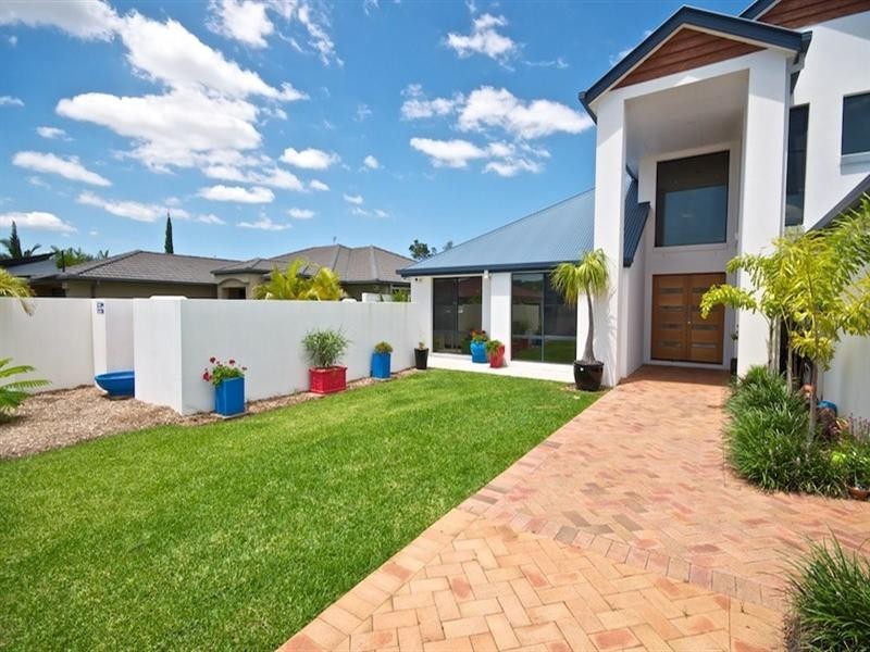 21 Regatta Avenue, Oxenford QLD 4210