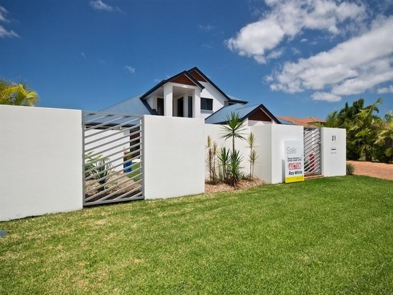 21 Regatta Avenue, Oxenford QLD 4210