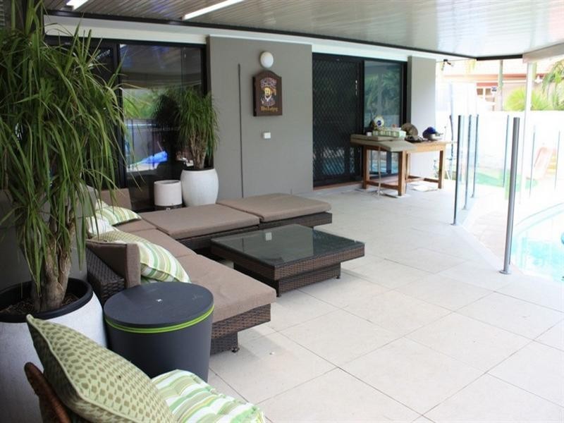 13 Portreeves Place, Arundel QLD 4214