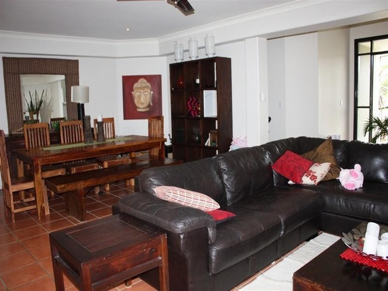 13 Portreeves Place, Arundel QLD 4214