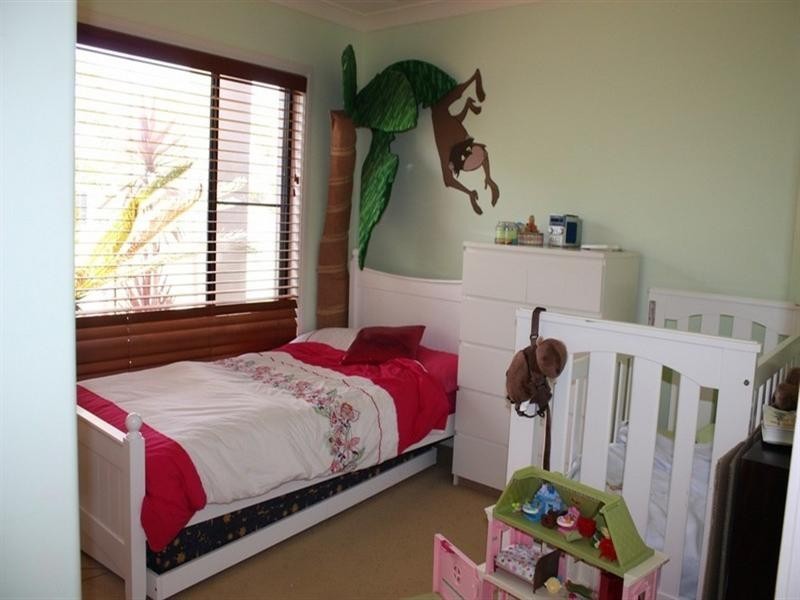 13 Portreeves Place, Arundel QLD 4214