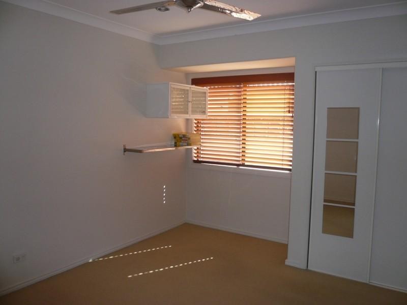 13 Portreeves Place, Arundel QLD 4214