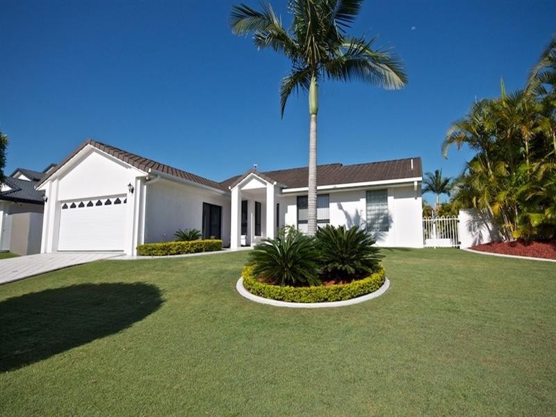27 Fitzalan Circuit, Arundel QLD 4214