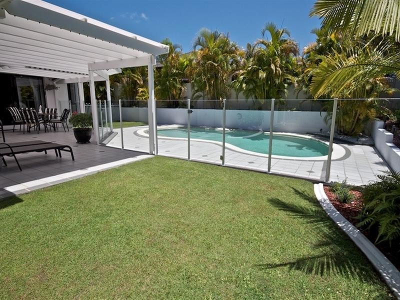 27 Fitzalan Circuit, Arundel QLD 4214