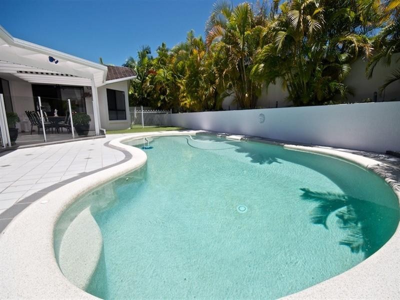 27 Fitzalan Circuit, Arundel QLD 4214