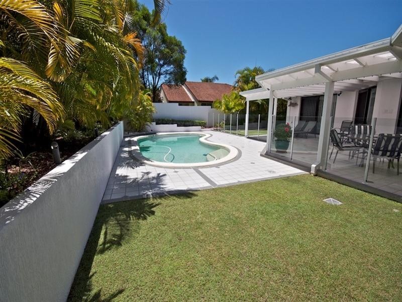 27 Fitzalan Circuit, Arundel QLD 4214