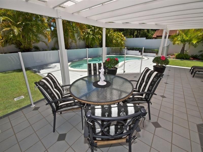 27 Fitzalan Circuit, Arundel QLD 4214