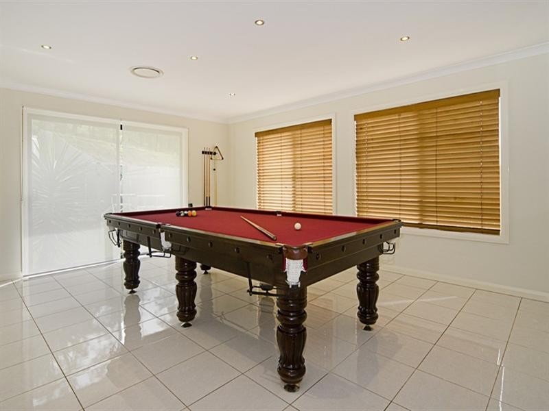 7 Soward Court, Pacific Pines QLD 4211