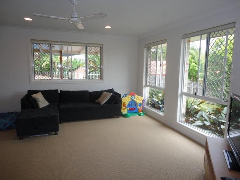 9 O’Meara Court, Parkwood QLD 4214