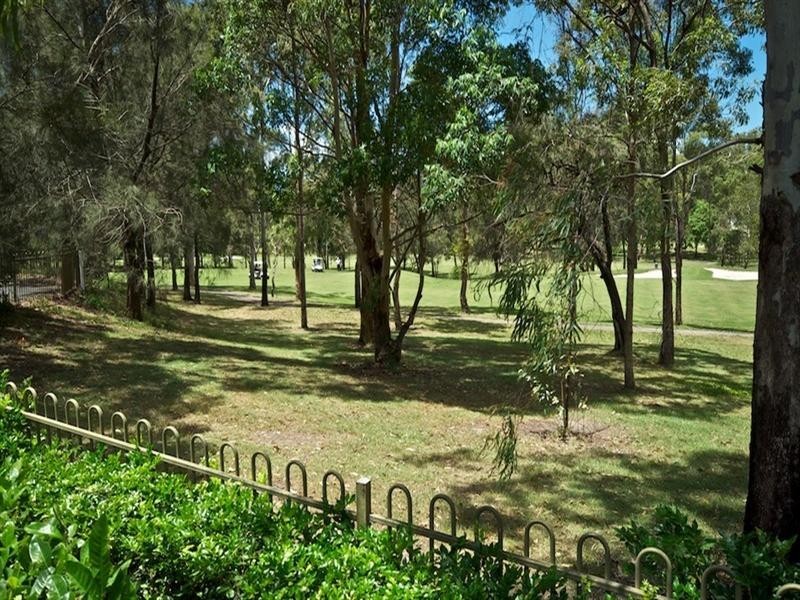 71 Chichester Drive, Arundel QLD 4214