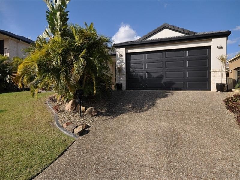 47 Golden Bear Drive, Arundel QLD 4214