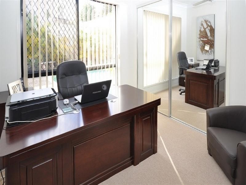 47 Golden Bear Drive, Arundel QLD 4214