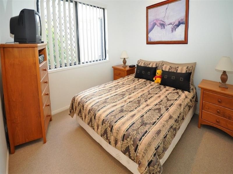 47 Golden Bear Drive, Arundel QLD 4214