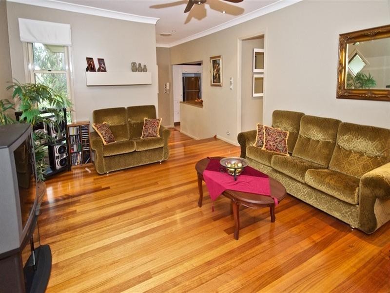 34 Ben Hogan Crescent, Parkwood QLD 4214