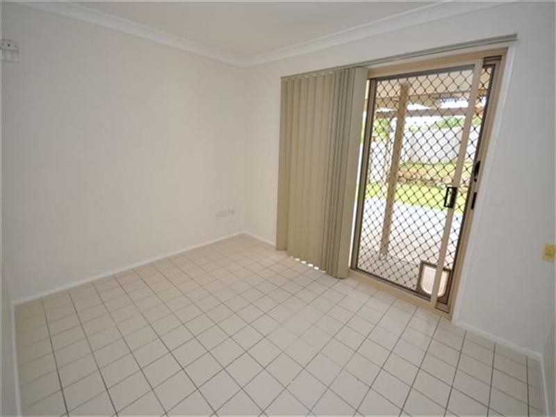 6 Errol Flynn Court, Parkwood QLD 4214