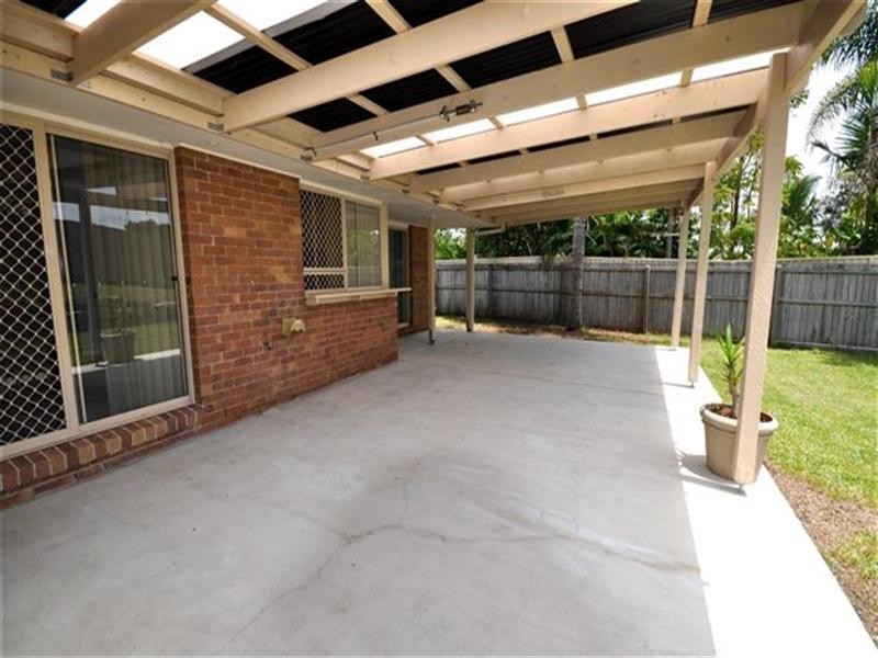 6 Errol Flynn Court, Parkwood QLD 4214