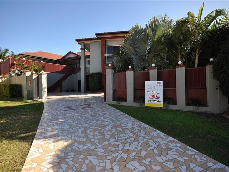 12 Shoreham Chase, Arundel QLD 4214