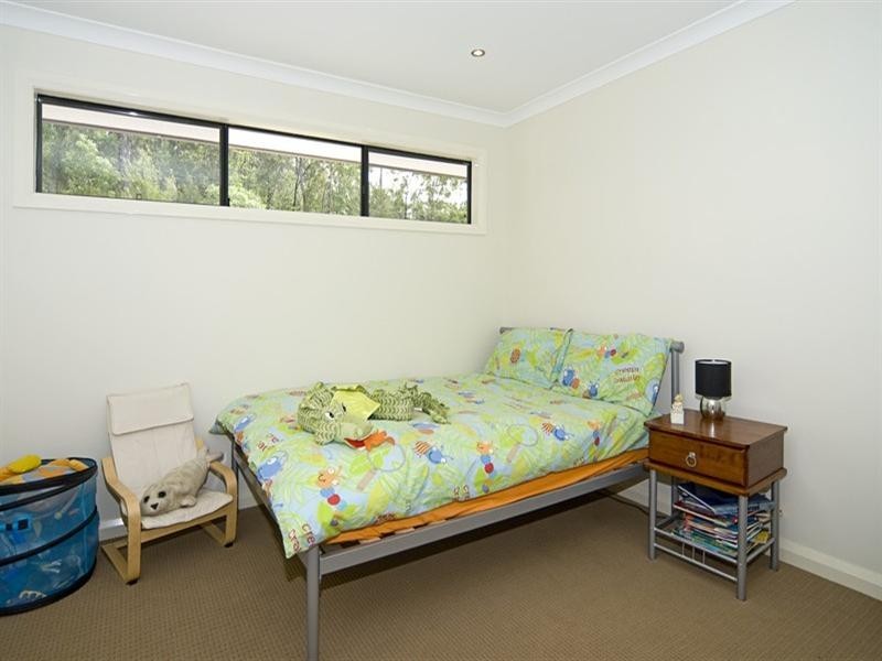 7 Soward Court, Pacific Pines QLD 4211