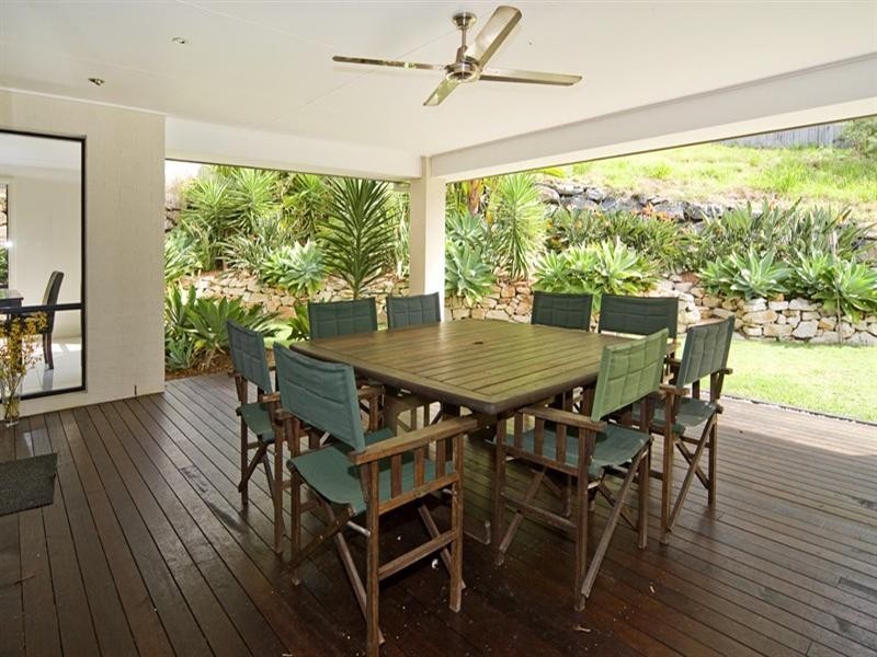 7 Soward Court, Pacific Pines QLD 4211