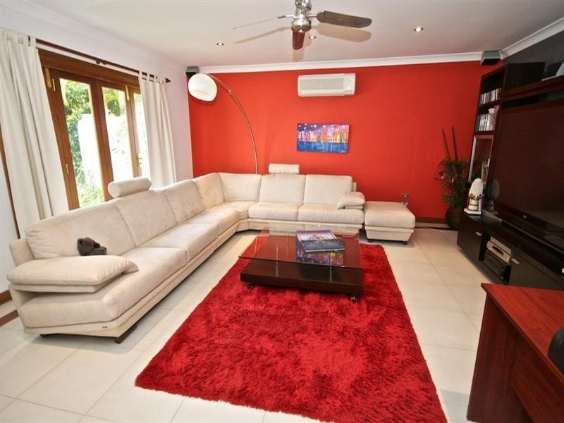 6 Jarvis Place, Arundel QLD 4214