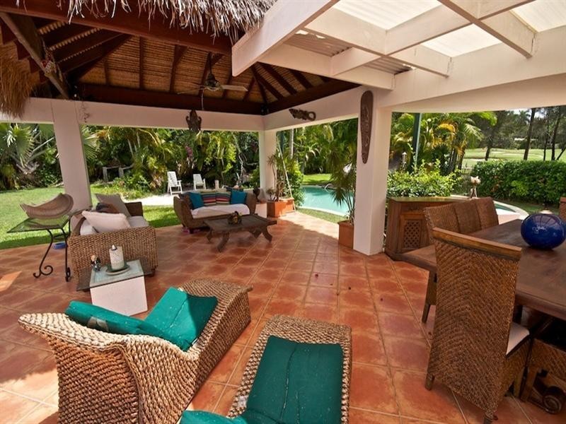 6 Jarvis Place, Arundel QLD 4214