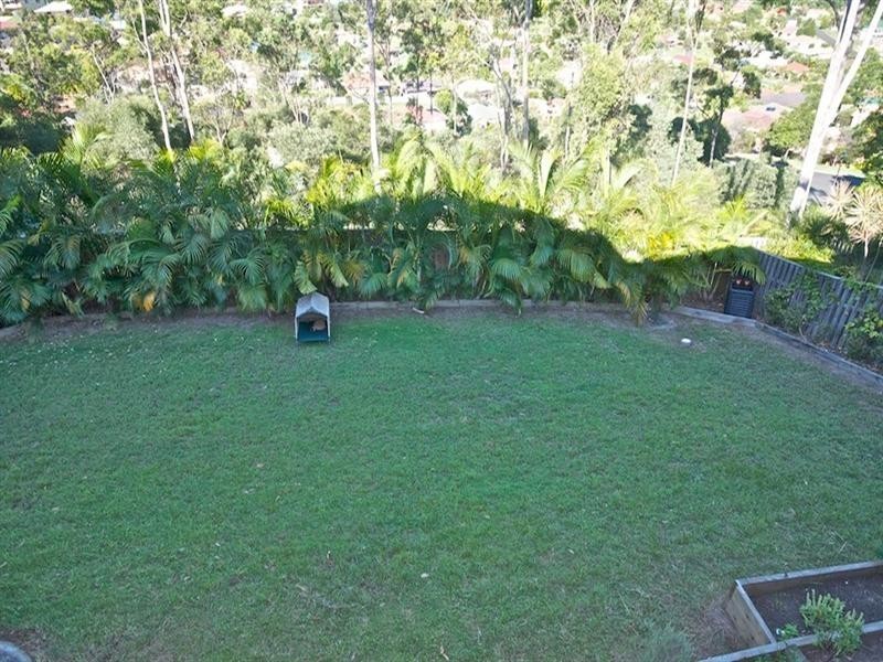 33 Midway Terrace, Pacific Pines QLD 4211