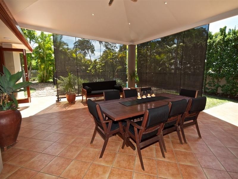 20 Hazel Court, Arundel QLD 4214