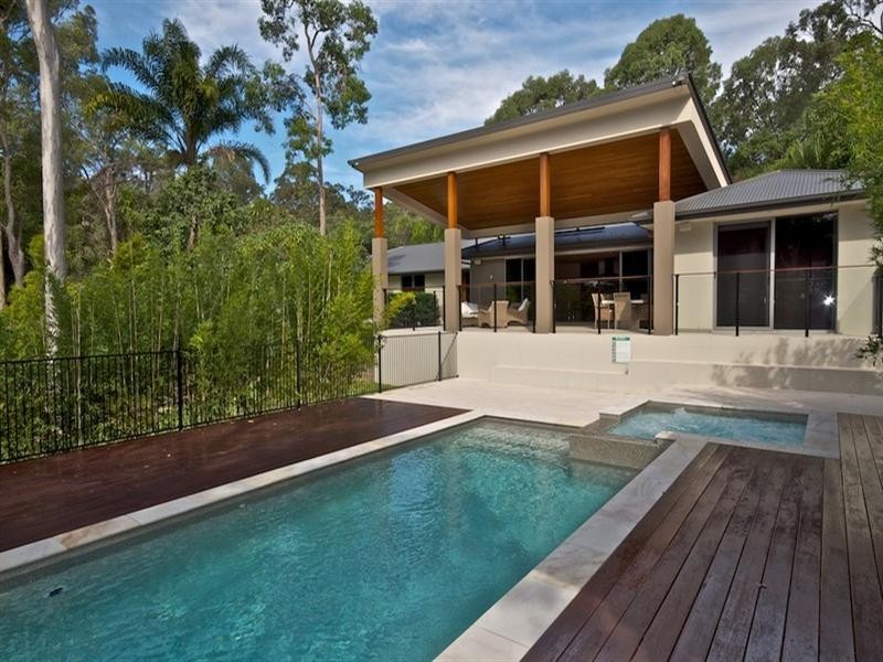 11a Uplands Drive, Parkwood QLD 4214
