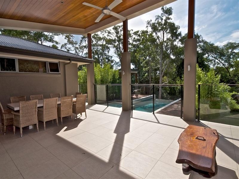 11a Uplands Drive, Parkwood QLD 4214