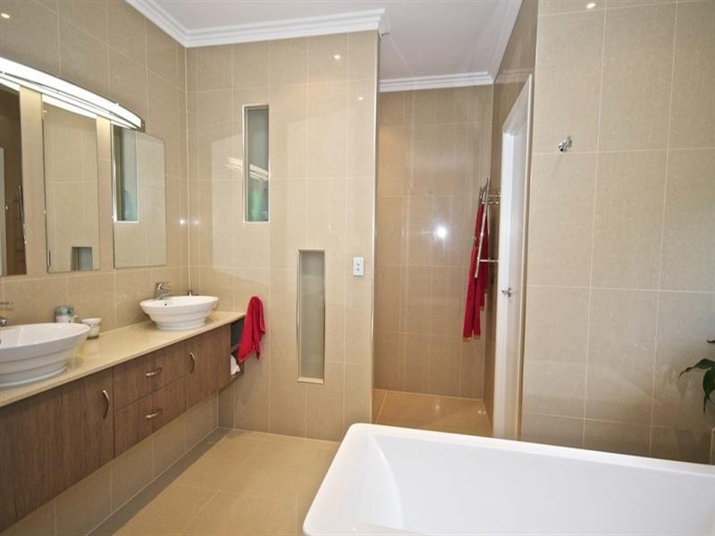 3 Chisel Court, Parkwood QLD 4214