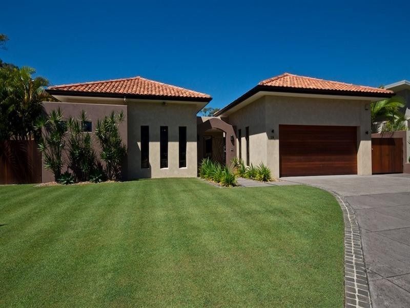 19 Torquay Place, Arundel QLD 4214