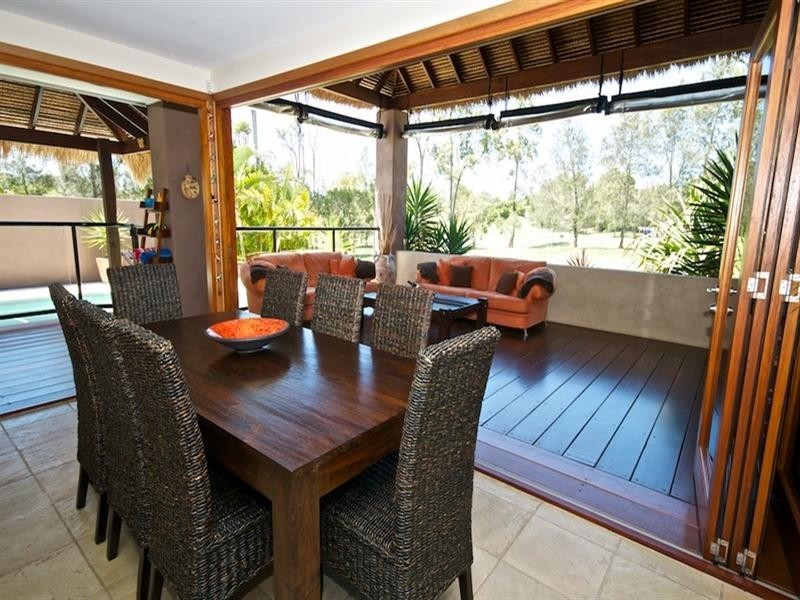 19 Torquay Place, Arundel QLD 4214