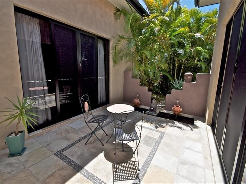 19 Torquay Place, Arundel QLD 4214