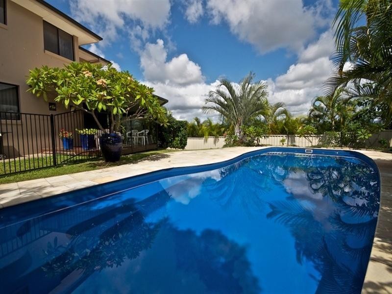 12 O’Brien Court, Arundel QLD 4214