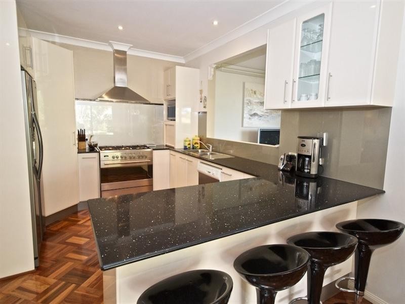 12 O’Brien Court, Arundel QLD 4214